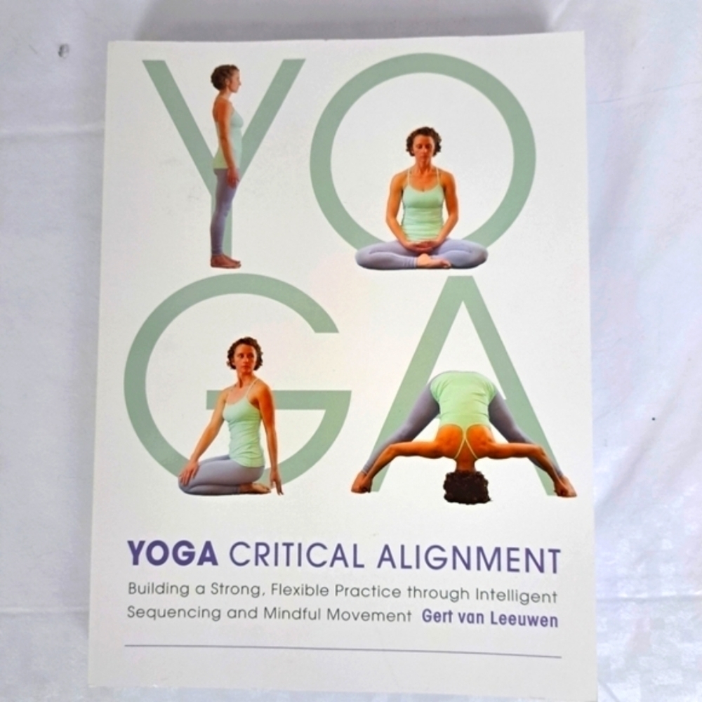 GERT van Leeuwen-Yoga: Critical Alignment